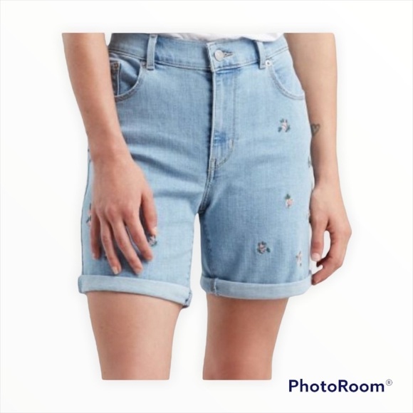 LEVI'S Floral Embroidered High Rise Mid Length Classic Short Light Wash Size 31 - Picture 1 of 6